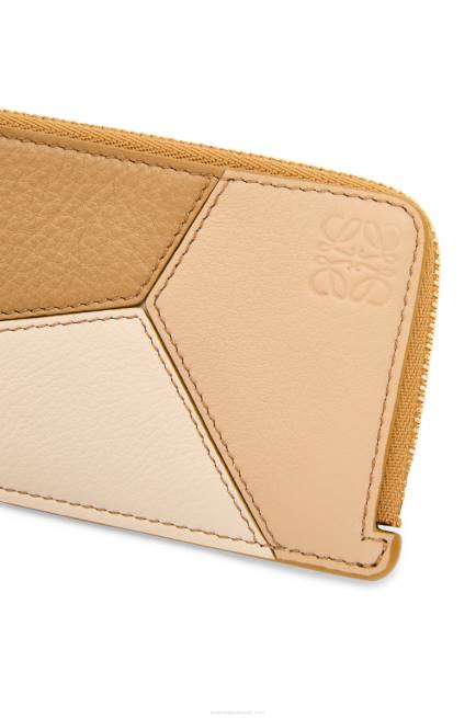 Angora/Dusty Beige Puzzle coin cardholder in classic calfskin Loewe 84PR1326 Women