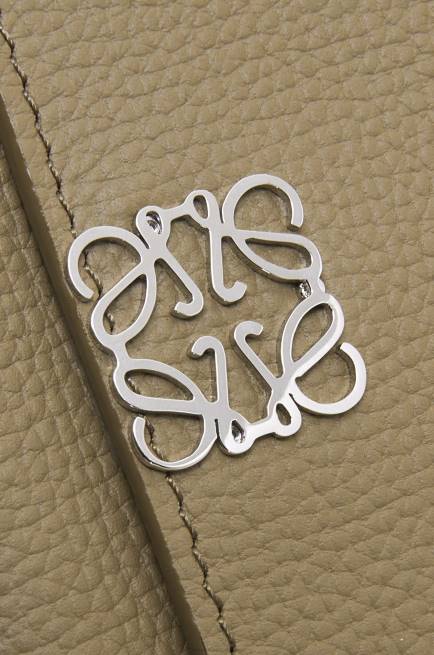 Artichoke Green Anagram small vertical wallet in pebble grain calfskin Loewe 84PR1291 Women
