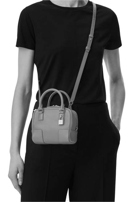 Black Amazona 16 Square bag in nappa calfskin Loewe 84PR140 Women