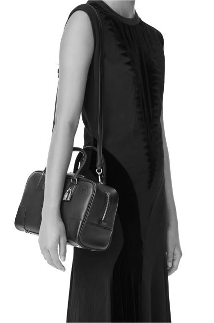 Black Amazona 28 bag in nappa calfskin Loewe 84PR141 Women