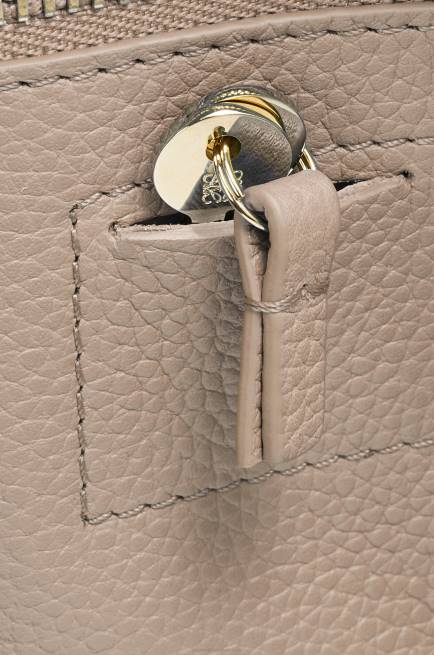 Sand Amazona 23 bag in soft grained calfskin Loewe 84PR154 Women