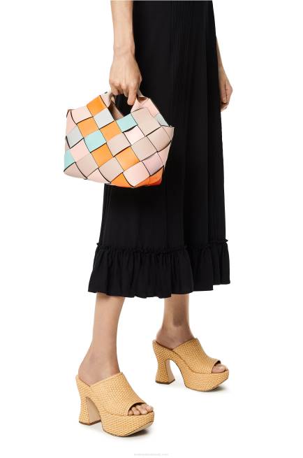 Apricot/Gold Small Surplus Leather Woven basket bag in calfskin Loewe 84PR105 Women