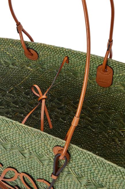 Green/Tan Large Anagram Basket bag in iraca palm and calfskin Loewe 84PR65 Women