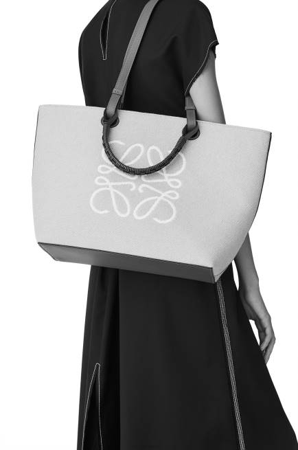 Ecru/Tan Anagram Tote bag in jacquard and calfskin Loewe 84PR122 Women