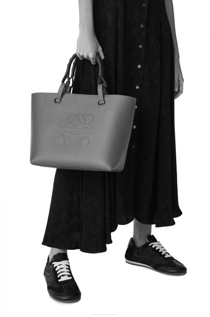 Tan Small Anagram Tote bag in classic calfskin Loewe 84PR124 Women