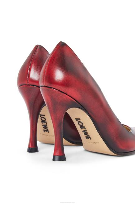 Anthurium Red/Black Comic classic pump in calfskin Loewe 84PR750 Women