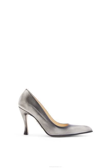Anthurium White/Black Comic classic pump in calfskin Loewe 84PR749 Women